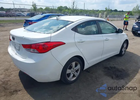 2013 Hyundai Elantra Gls z USA, uszkodzony, nr VIN 5NPDH4AE3DH338299